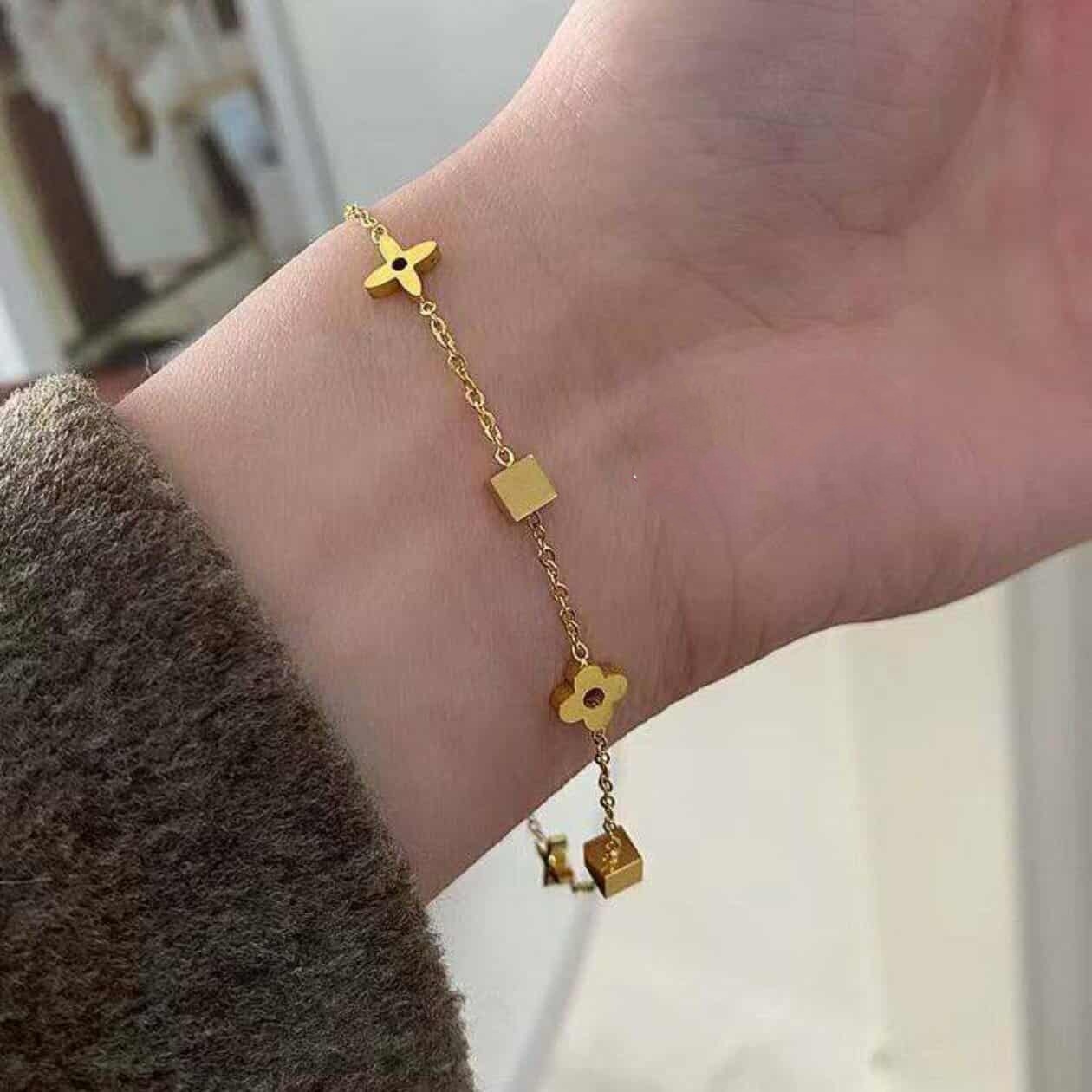 Hand Chain