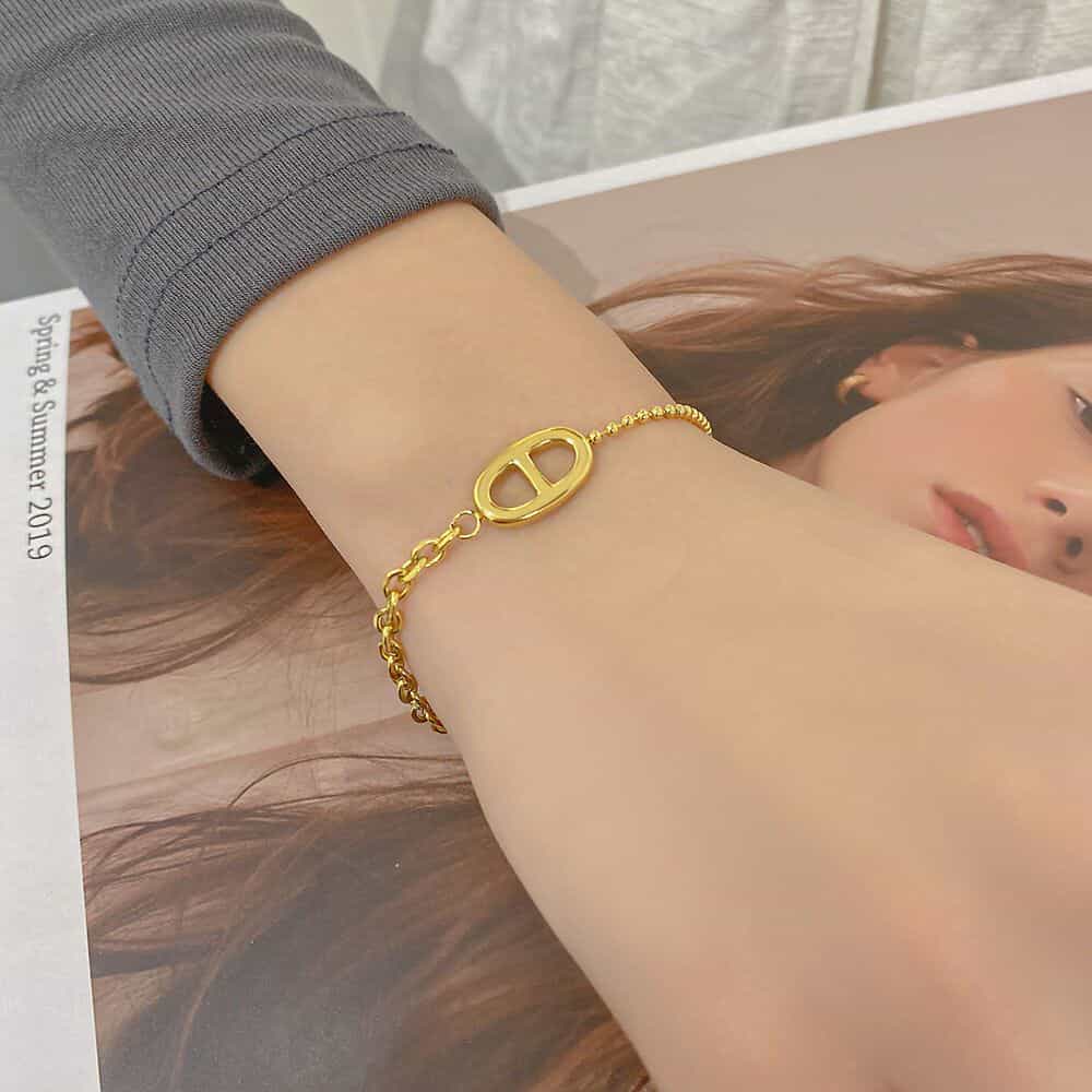 Hand Chain